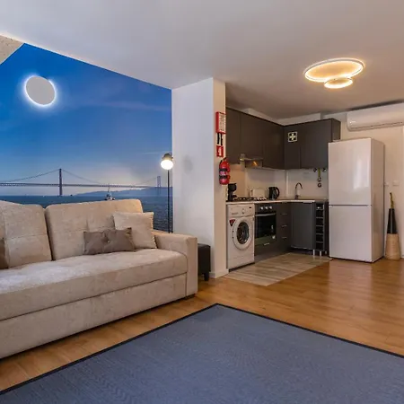 Belem Ambassador By Lovelystay Apartmán